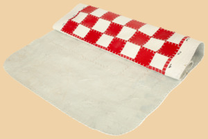 Шахматы Сакура (бело-красное поле, натуральная кожа)