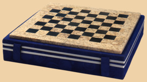 Шахматы Морана (чёрная яшма, 38 на 38 см)