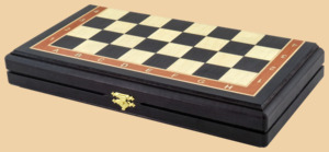 Шахматная доска складная Турнирная (морёный дуб и ясень, клетка 4,5 см)