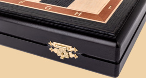 Шахматная доска складная Турнирная (морёный дуб и ясень, клетка 4,5 см)