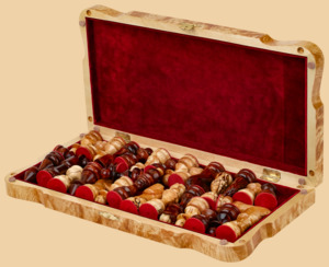 Шахматы Барокко (берёзовый кап, малые, 18,5 на 37 см)