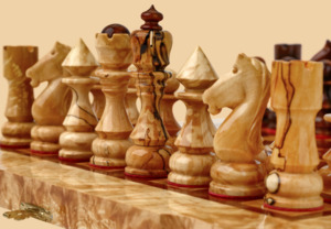 Шахматы Барокко (берёзовый кап, малые, 18,5 на 37 см)