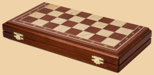 Шахматная доска складная Турнирная(махагон и ясень, клетка 4,5 см)