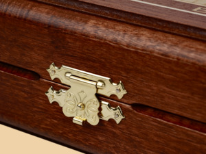 Шахматная доска складная Турнирная(махагон и ясень, клетка 4,5 см)