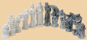 Шахматы Русские сказки (морёный дуб)