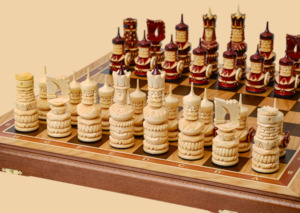 Шахматы Европа (доска из морёного дуба и ясеня, клетка 5 см)