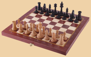 Шахматы Красное деерво (средние)