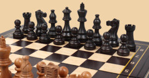 Шахматы Классические (средние, клетка 4 см)