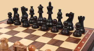 Шахматы Пандора (американский орех-ясень, клетка 4 см)