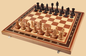 Шахматы Лазурный берег (махагон, клетка 5 см)