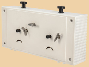 Шахматные часы Янтарь Новые (пластиковый корпус белого цвета, белый циферблат, произведены в 90-х годах)