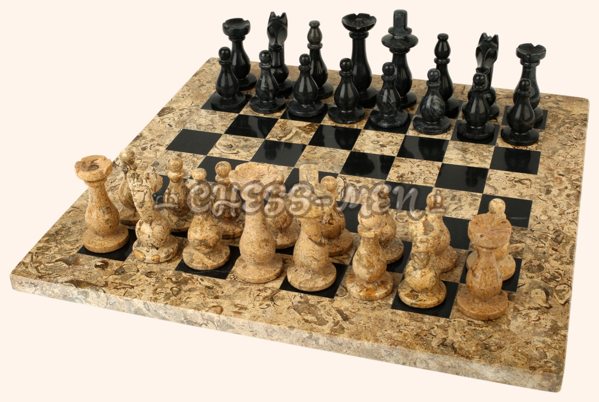 Шахматы Монарх Презент (чёрная яшма и ракушечник, 31 на 31 см)