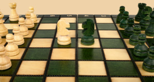 Шахматы Вояж (магнитные, зелёные)