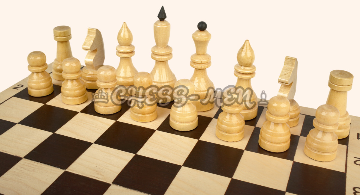 Шахматы Гроссмейстерские (чёрный цвет клеток, тонированная кромка, фигуры с утяжелителем)