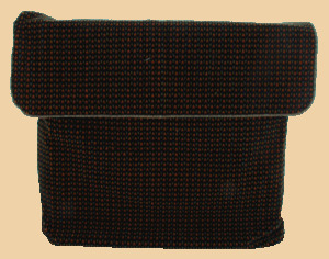 Чехол Арт-хаус плюш (40 на 40 на 10 см)