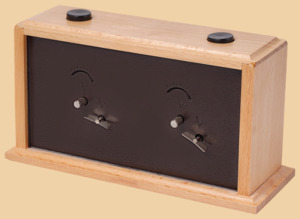 Шахматные часы Инса (INSA, деревянный корпус из бука)